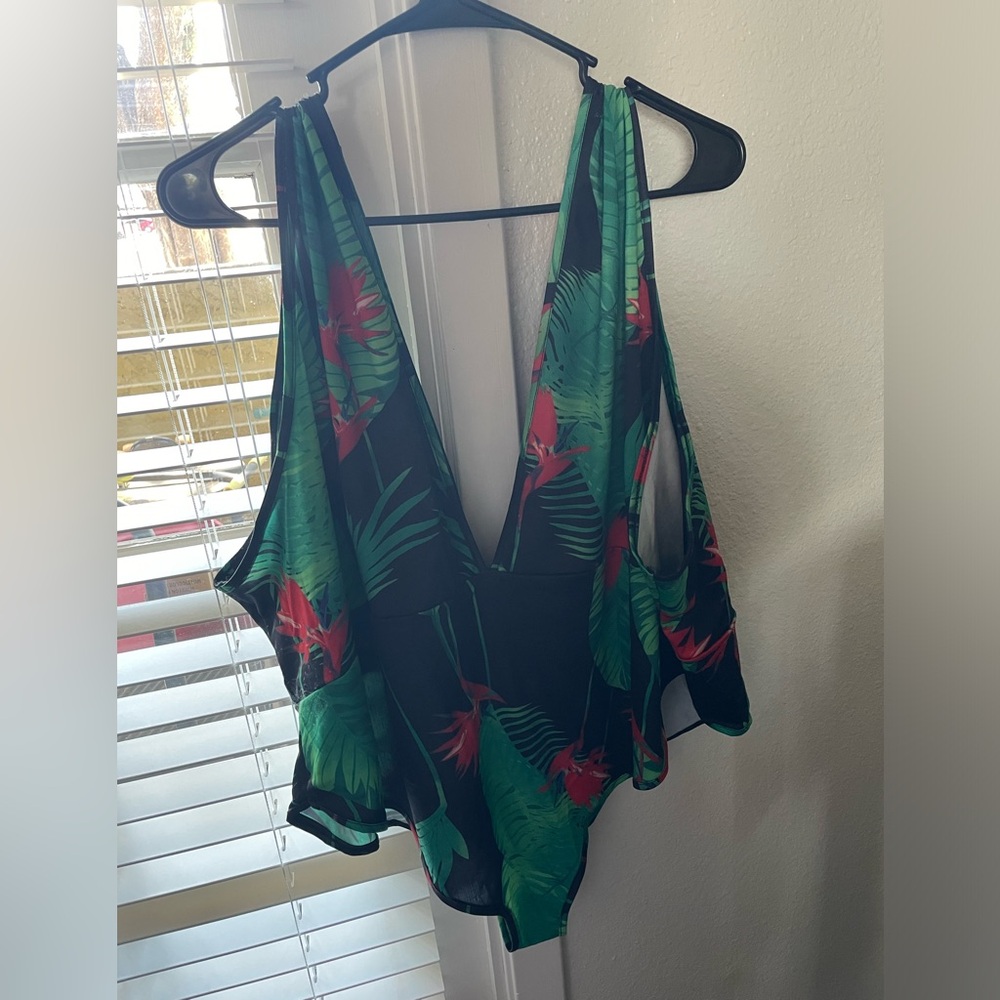 X-Plus Low Cut One Piece 5x